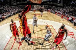  密尔沃基雄鹿主帅放话：世界杯预选赛抢七大战必胜上海申花，姆巴佩冷笑回应