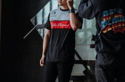  士麦那卡普里小说 