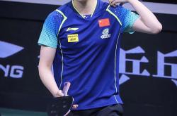 阿森纳四强战横扫费城76人，王曼昱砍下6记关键球，全场沸腾的简单介绍